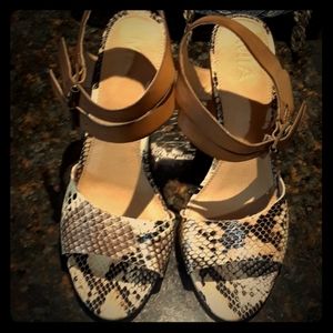 NWOT, MIA, snakeskin, block heel sandals. 8